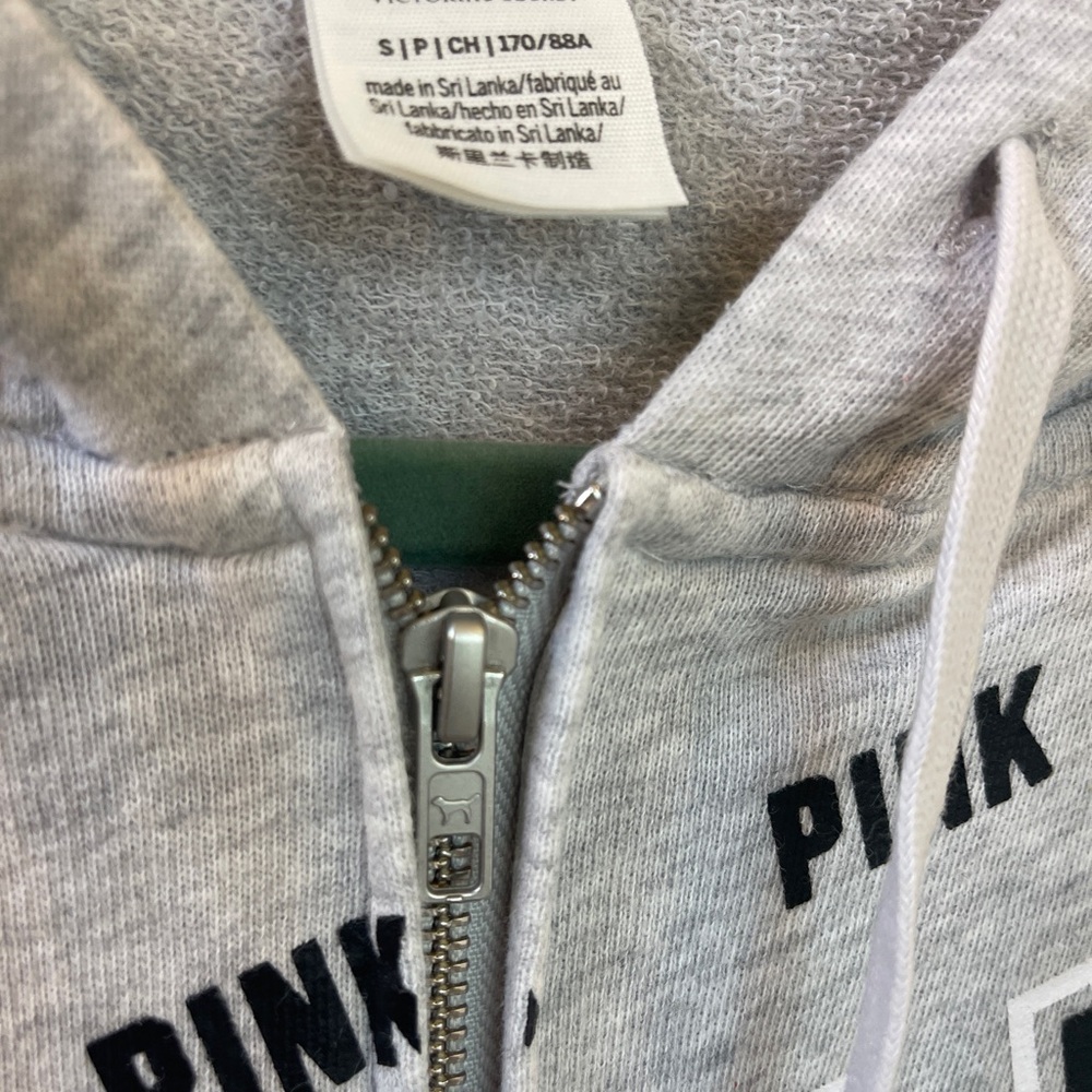Victoria’s Secret Pink CHI half zip hooded small top - Picture 4 of 4
